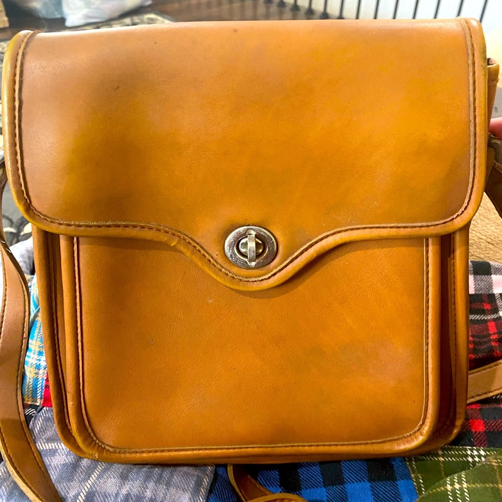 Vintage Coach Leather Purse